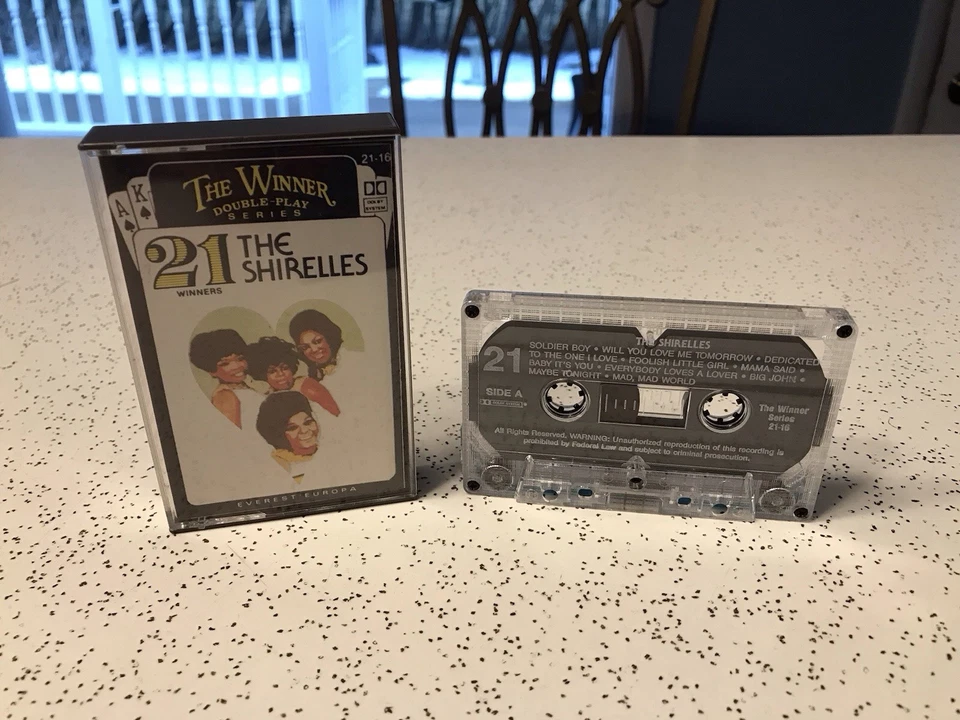 The Shirelles Cassette 21 Winners Double Play Series VG Condition Foto 4 de 4