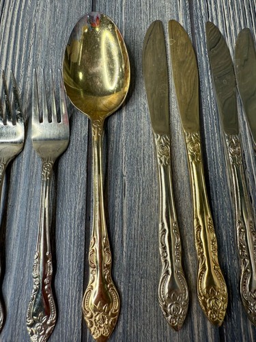 Vintage Silver-Plated Flatware Set 12-Piece Ornate Design Spoons Forks Knives - Picture 4 of 10