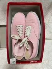 American Eagle by Payless Lt Pink Size 9 canvas shoes