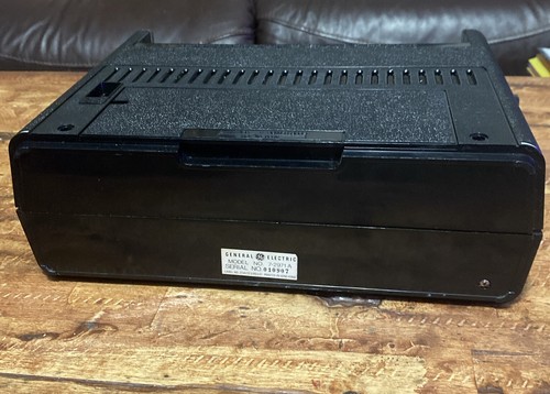 General Electric Monitor 10 Vintage Radio 10 Band AM/FM Weather Works - Picture 12 of 16