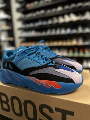 Size 13 - adidas Yeezy 700 Blue HP6674 100% Authentic Quick