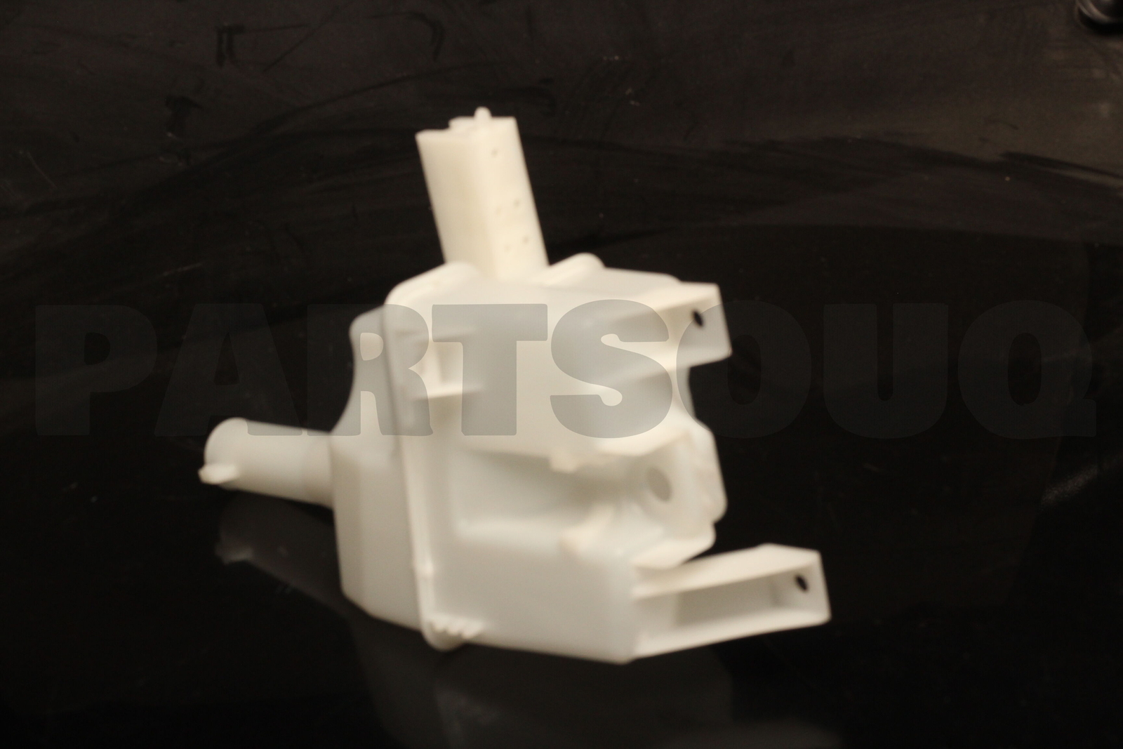 8260A443 Genuine Mitsubishi TANK,WINDSHIELD WASHER | eBay