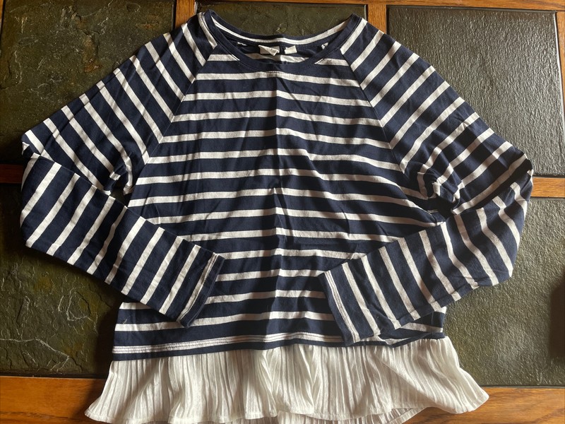 Girls Gap Kids Long Sleeve Shirt, Size XL (12)