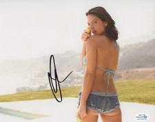 Olivia Munn Sexy Autographed Signed 8x10 Photo COA 