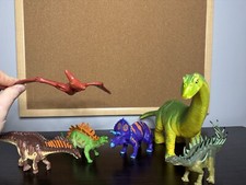 Lot Of 6 Dinosaur Figures
