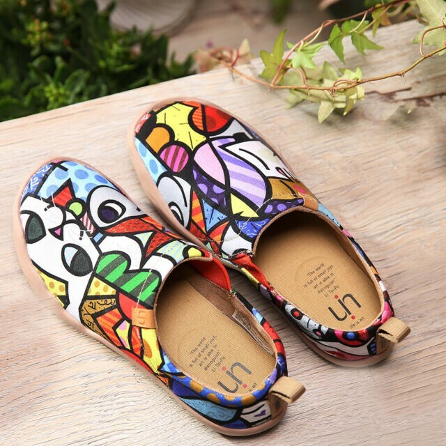 Colorful Painted Canvas Slip-on Shoe 