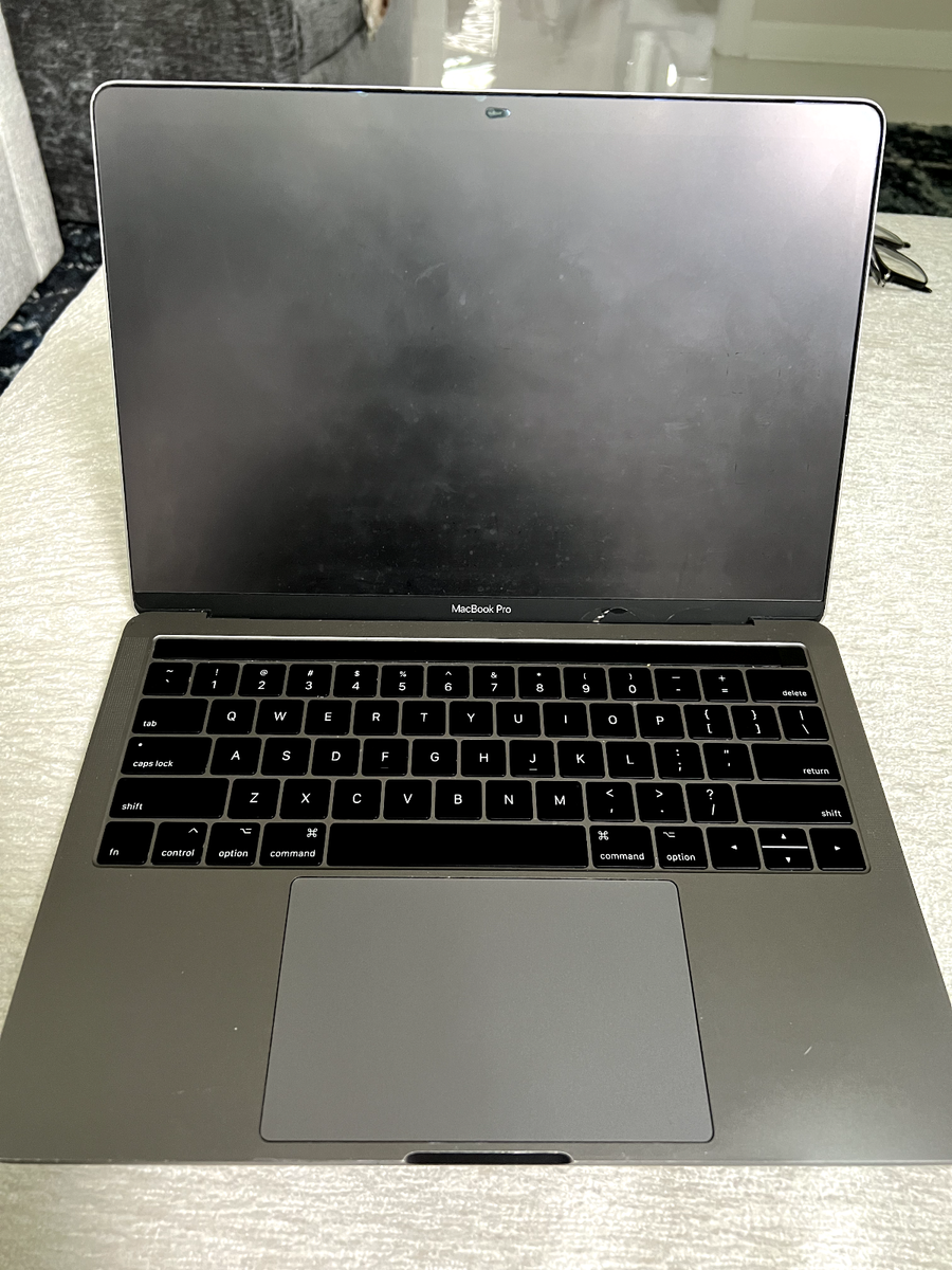 Apple MLH12LL/A 13.3 Apple MLH12LL/A 13.3