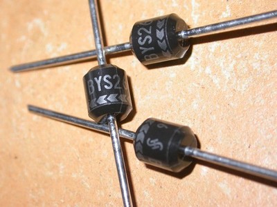 BYS26-45 Schottky Diode 45V 3A DO-201AD Siemens Ersatzteil 5 Stück L#029-4