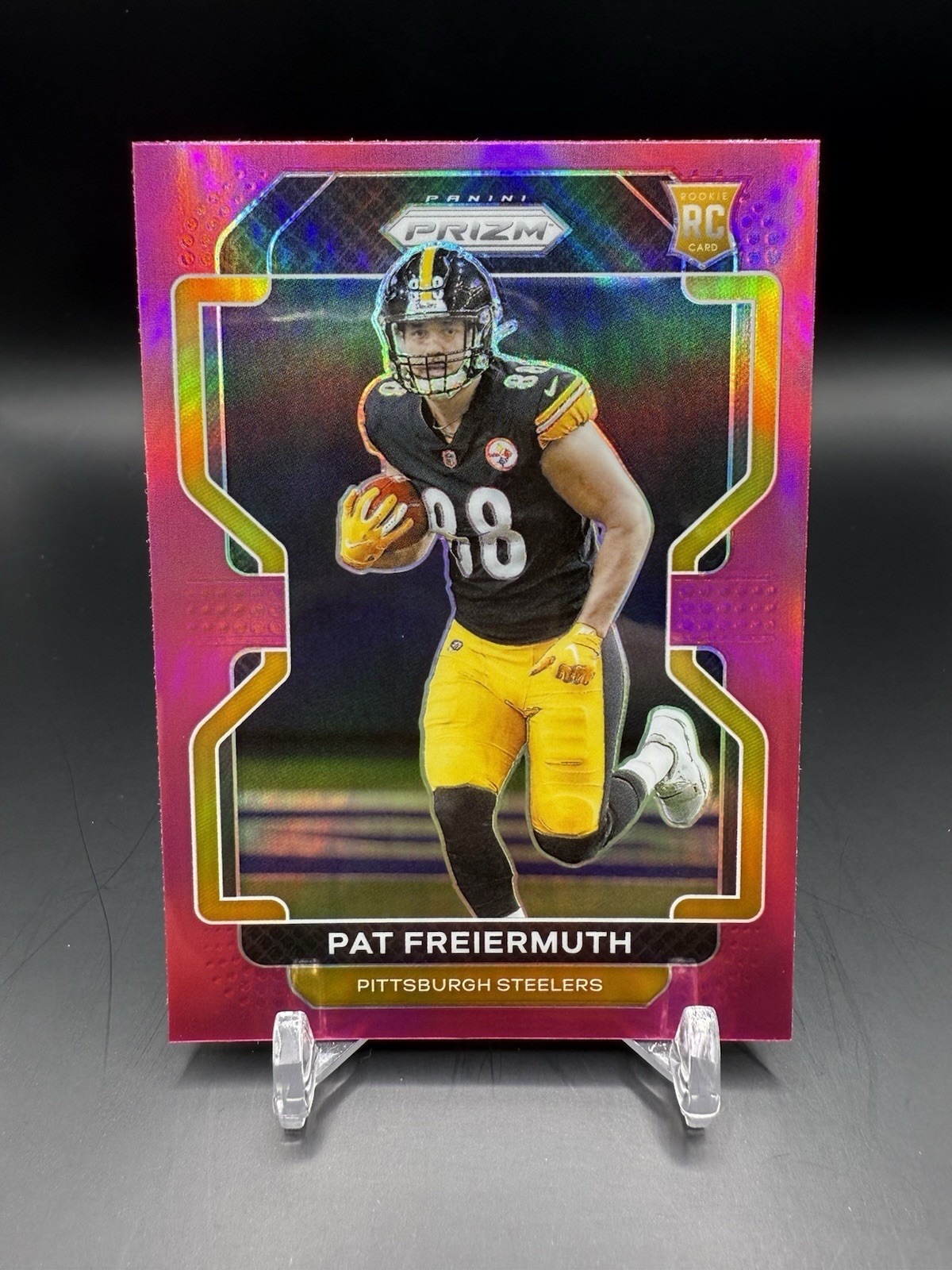 Pat Freiermuth 2021 Panini Prizm Pink Rookie RC #362 Pittsburgh Steelers SP