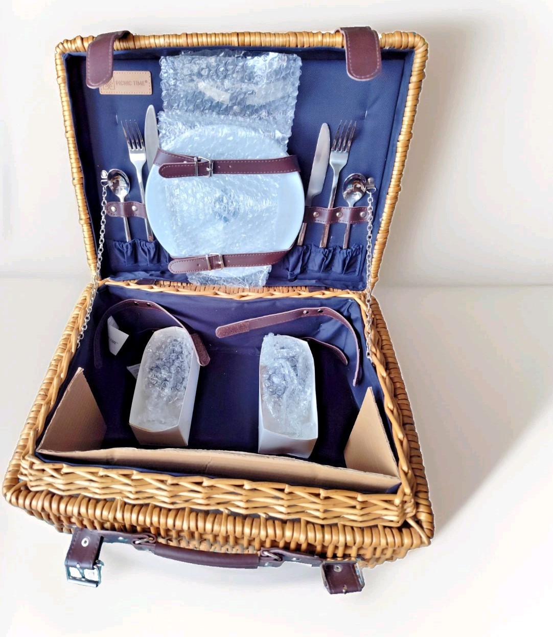 Picnic Time U.S. Naval Academy Champion Wicker Picnic Basket One-Of-A-Kind Gift
