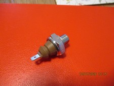 FOR  CASE  IH FIAT FORD  NEW HOLLAND STEYR TRACTOR  OIL PRESSURE  SWITCH
