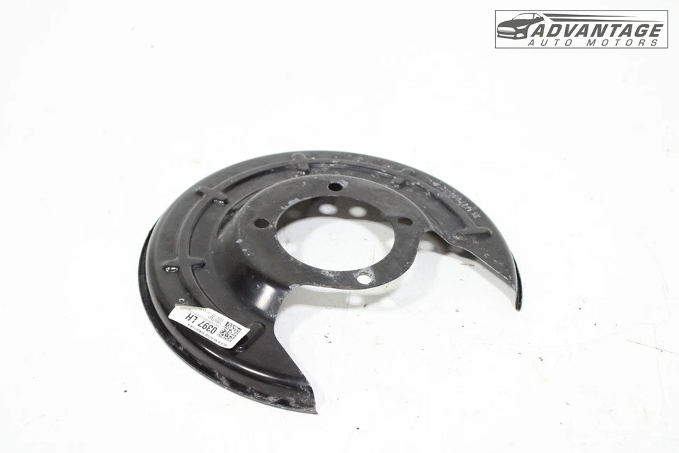 Protector antipolvo freno trasero izquierdo Buick Encore GX 2020-2025 13507431 OEM Foto 3 de 4