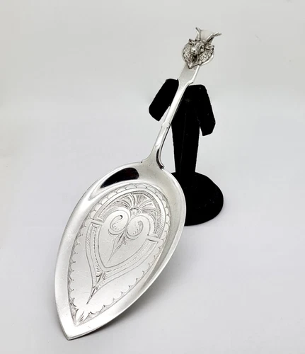LARGE ANTIQUE GORHAM SAXON STAG BRIGHT CUT STERLING SILVER CAKE,PIE SERVER,9 5/8