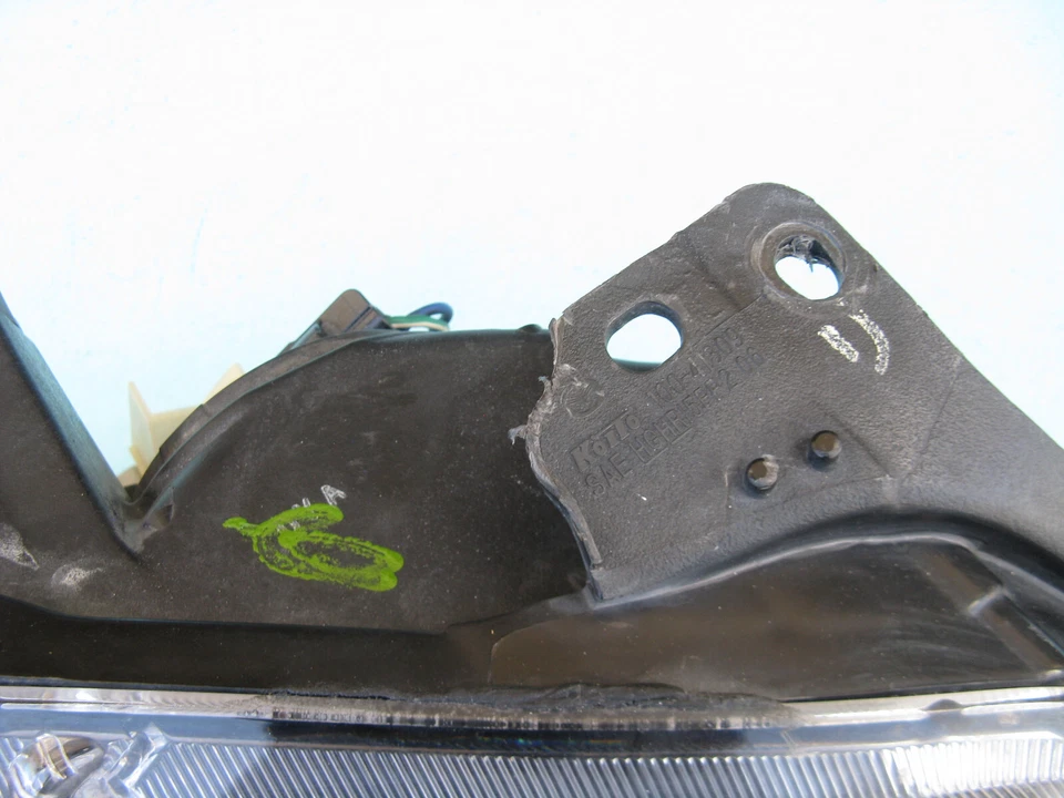 Mazda RX8 RX-8 2010 2011 pasajero derecho oculto xenón faro luz lámpara derecha 10 11 Foto 2 de 4