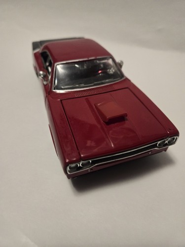 1/24 maisto 1970 plymouth gtx