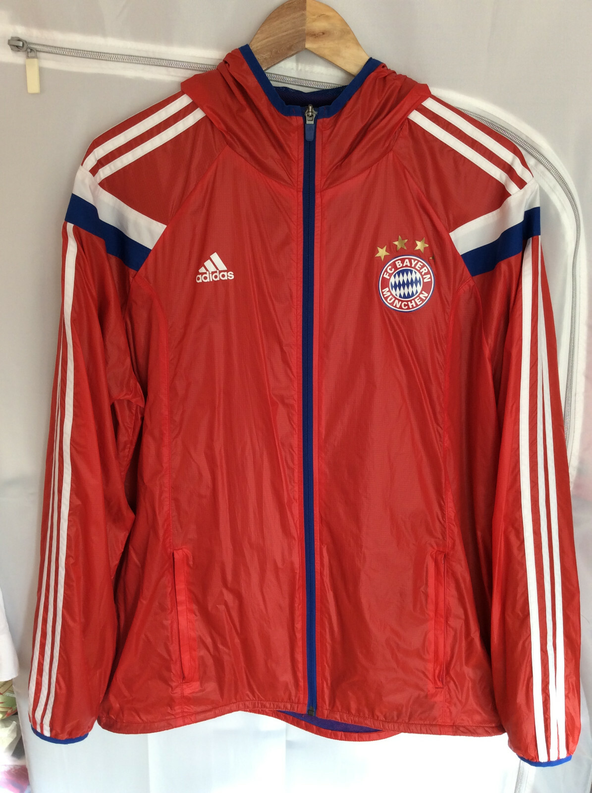 champán Víspera de Todos los Santos Cambio adidas Performance FC Bayern Woven Anthem Jacket AC6727 100 Polyester Male for sale online | eBay champán Víspera de Todos los Santos Cambio adidas Performance FC Bayern Woven Anthem Jacket AC6727 100 Polyester Male for sale online | eBay