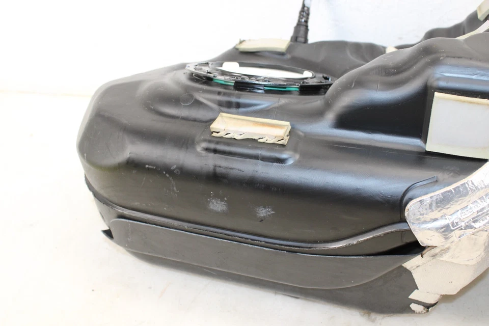 2015-2020 福特野马 GT350 5.2 升 油箱/泵 原始设备制造商 IE38 — 第 3/4 张图片