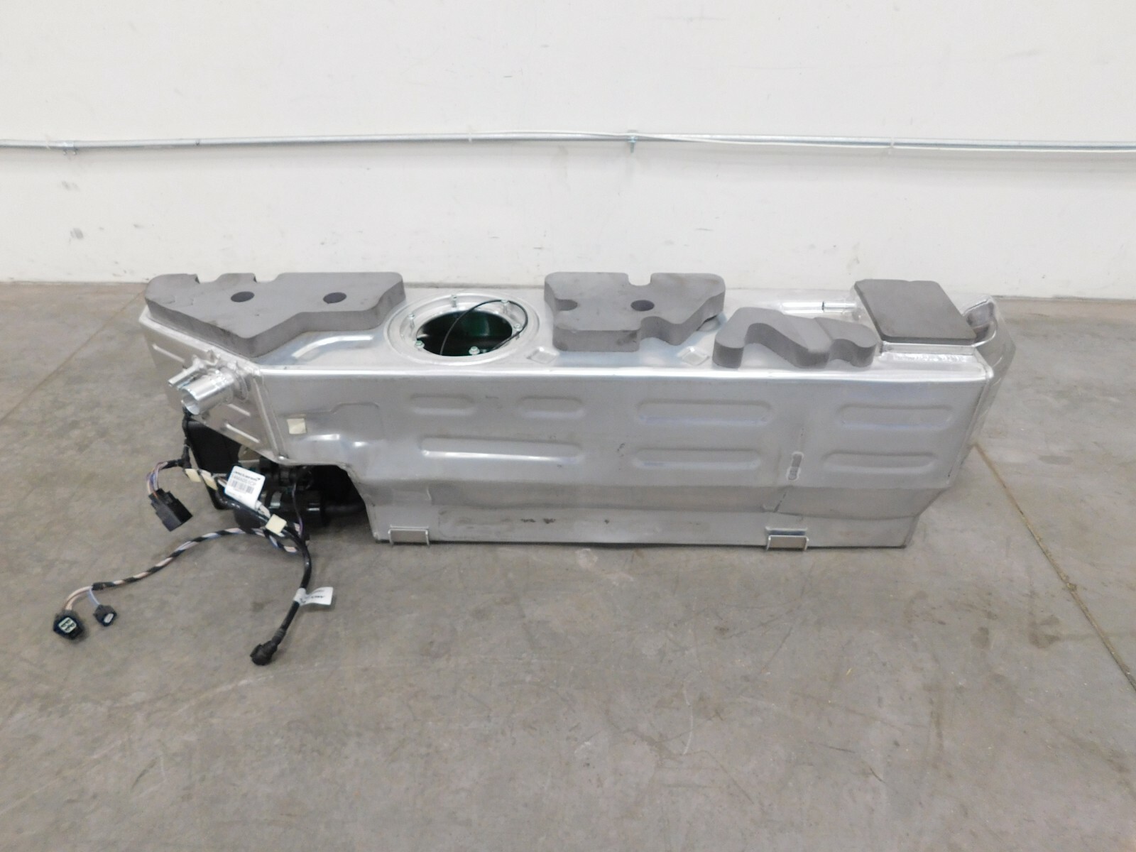 2019 17 18 19 20 McLaren 720S 720 Fuel Tank Cell / Controller #3055 C6