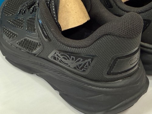Hoka One One Clifton One9 SZ 6.5 M / 7.5 W Carbon Black 1155370-BBNB - Picture 6 of 9