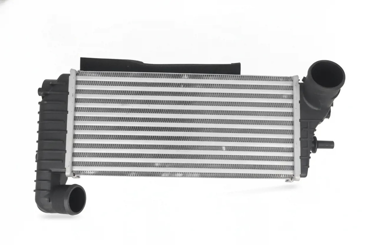 Radiatore intercooler 818604 VALEO per FORD C-MAX II GRAND C-MAX FOCUS III