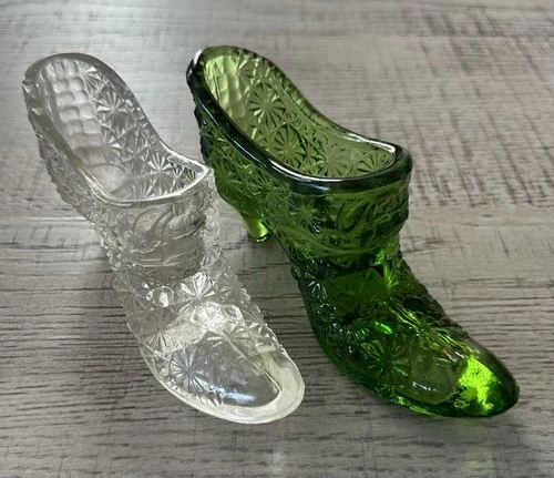 Fenton Daisy Slipper - Set Of 2 - Green & Clear Glass