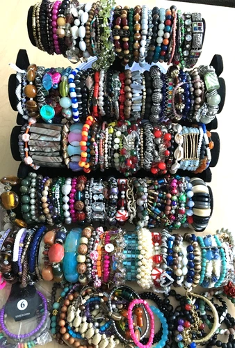 195+ HUGE Vintage Costume to Fashion Jewelry lot Bracelet Bangle Bead Stretch