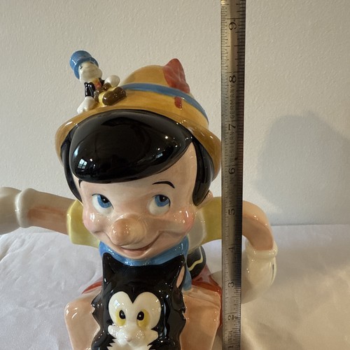 Disney's Pinocchio Collectible Teapot Featuring Jiminy Cricket and Figaro - Picture 8 of 8