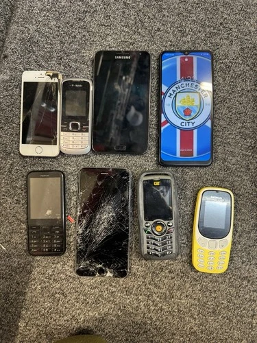 Job Lot of Laptops  & Phones Spares Or Repair Untested
