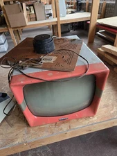 Mid Century Silvertone Model 7100Z TV Television MCM Salmon/Pink - FREE SHIP