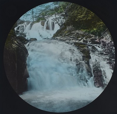 Foto SCHWALBE WASSERFALL NORDWALES UM 1890 Magische Laterne Dia WASSERSTUDIE