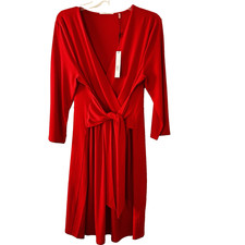 T Tahari Red Belted V‑Neck Dress Sz XL 3/4 Sleeve Stretch Draped Valentine Party