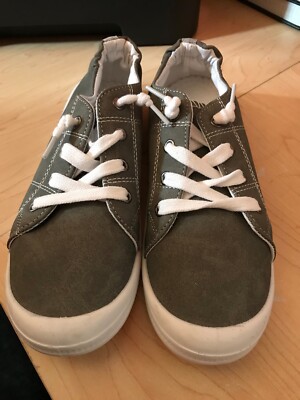 Mata Women's Low-Top Sneakers Size 5 Lace Up Elastic Back Flat Heel Gray NEW