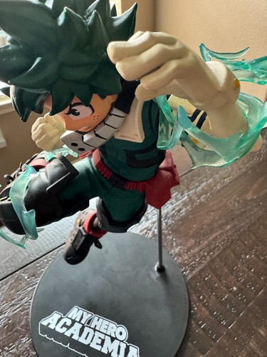 My Hero Academia 12" Collector Figure - Izuku Midoriya - w/ Stand Complete 2021 - Picture 12 of 15