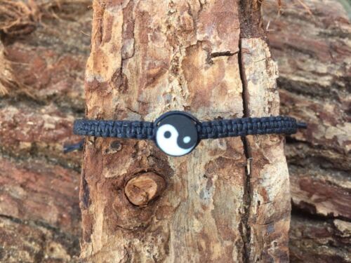 YIN YANG BRACELET YINYANG SYMBOL MACRAME BRACELET BOHO HIPPY ADJUSTABLE UK - Picture 3 of 6