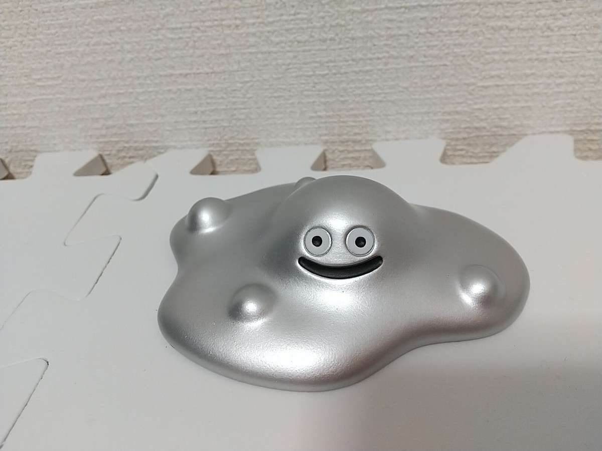 Dragon Quest Sofubi Monster Soft Vinyl Figure Liquid metal slime