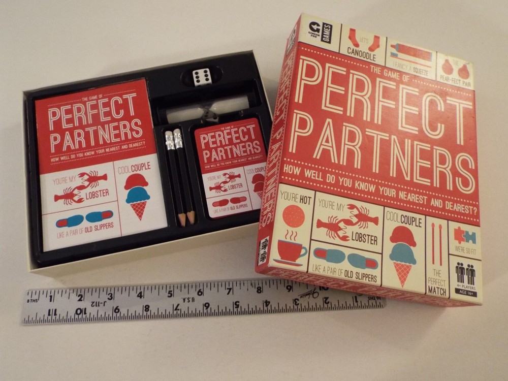 The Game Of PERFECT PARTNERS- Do you know your partner? COMPLETE-MINT-Humorous**