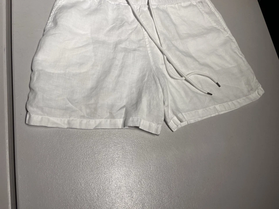 Shorts feminino padrão James Perse 2 cordão de linho branco 32” cintura - Imagem 3 de 4