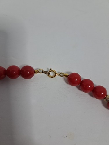 Collana vintage rosso e oro perline design geometrico stile anni 80 - Foto 5 di 5