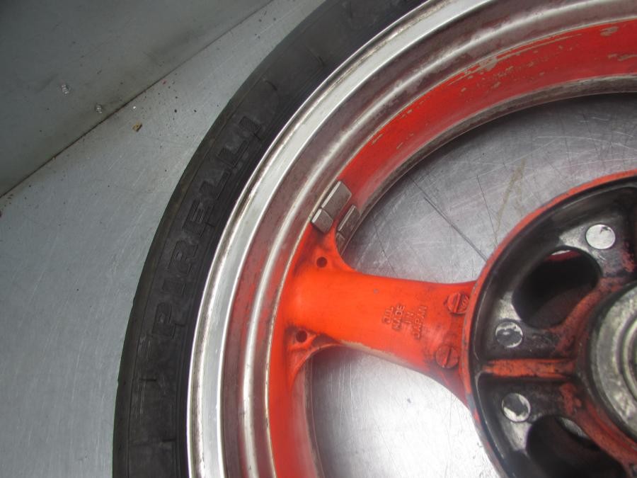 Kawasaki ZXR400 L Motorcycle Rear Wheel Assembly 4.5 x 17 | eBay UK