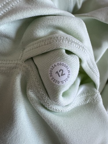 New Lululemon Align High-Rise Crop 23" Size 12 Capri LW6BGLS KOGR Green NWT - Picture 7 of 9
