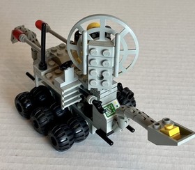 Lego Classic Space 918 & 6880 Sets Lot w/Mini Figs (no Instructions/box)