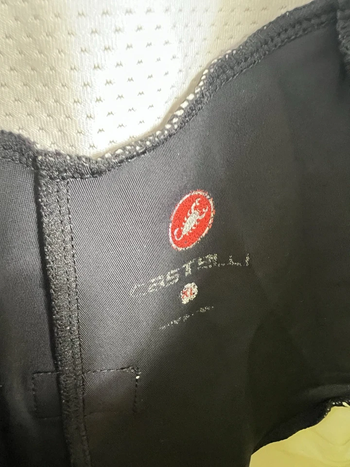 Camiseta deportiva de ciclismo acolchada Castelli Bibs negra verde para hombre XL Velocissimo Foto 2 de 4