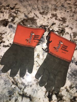 RARE RARE  1960 s Vintage Quick Draw Mcgraw Kids Gloves Hanna Barbera rare