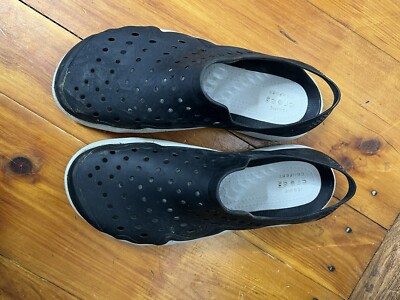 crocs swiftwater Sandals Sz Men's Black