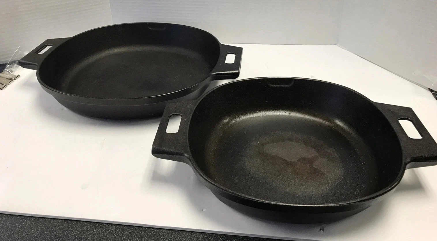 Pampered Chef Cast Iron Skillet 2 Piece Set 10” & 12”