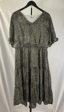 Betsey’s Boutique Shop Women’s Green/White Polka Dot V-Neck Midi Dress L