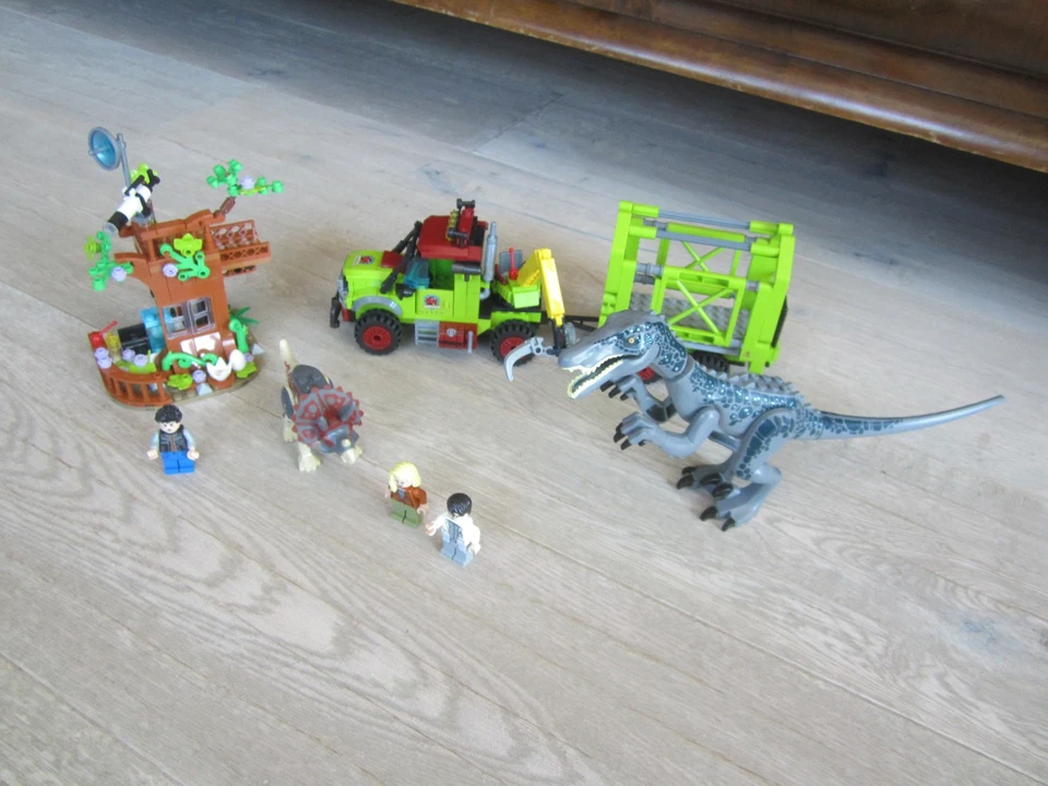 Lego®-Baustein weiß & Jurassic World-Set (Klemmbausteinset) LKW mit Anhänger - Bild 3 von 4