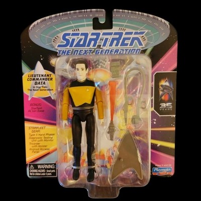 STAR TREK PLAYMATES TOYS 2022 TNG LIEUTENANT COMMANDER DATA FIGURE 