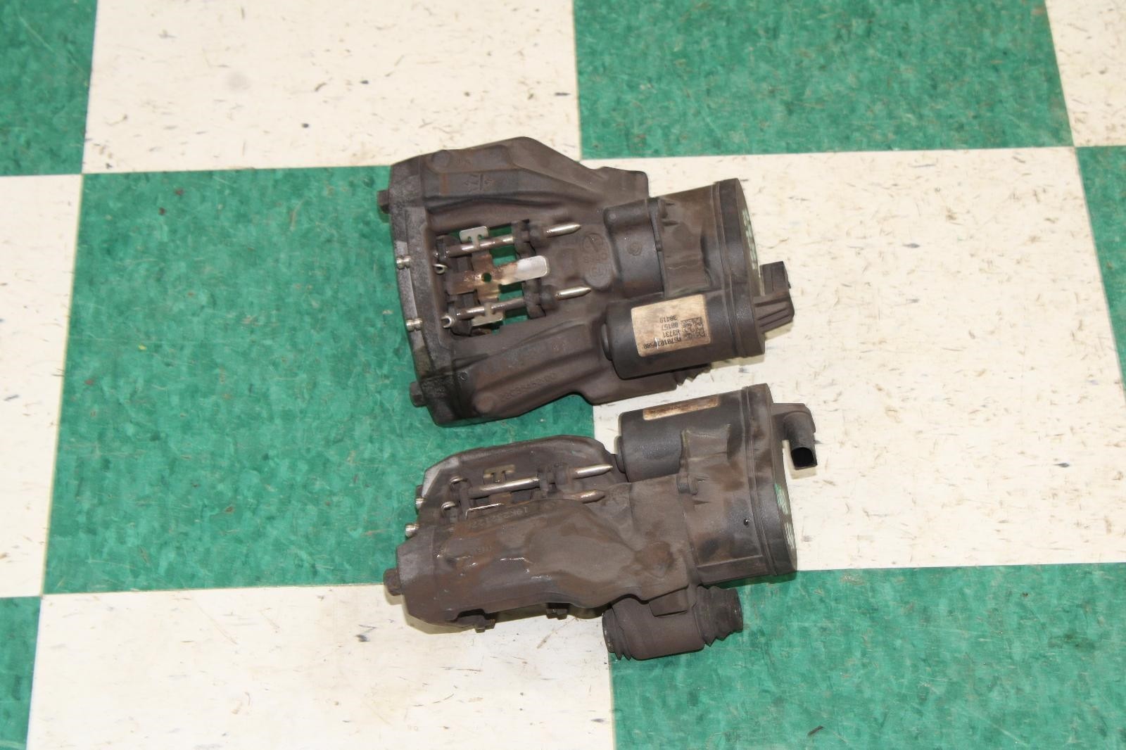 17-24 Ghibli Rear Pair Driver LH Passenger RH Parking Brake Calipers OEM Factory