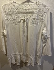 Lace Yoke Lace Trimmed Bell Sleeves White Blouse No Label Misses M-L Romantic